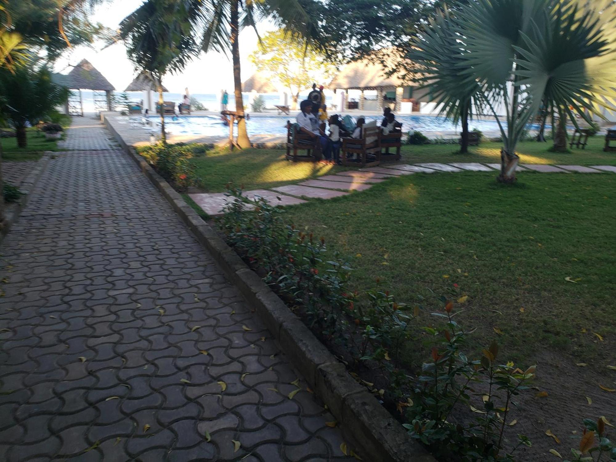 Kwa Mama Village Beach Resort Dar es Salaam Exterior photo